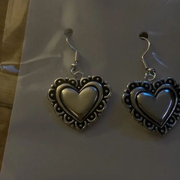 heart earrings - Picture 3 of 3